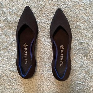 Rothy’s The Point.